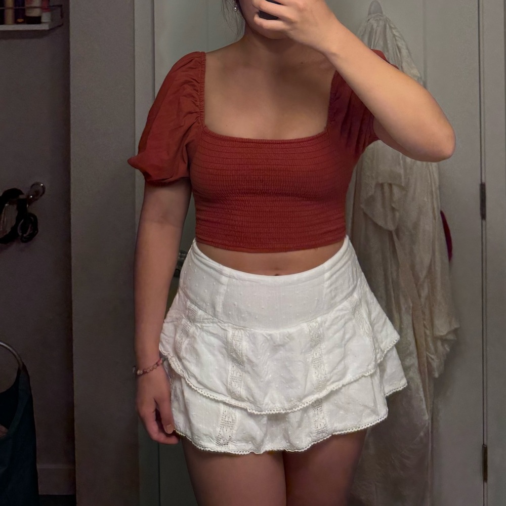 Burnt orange puff sleeve top
